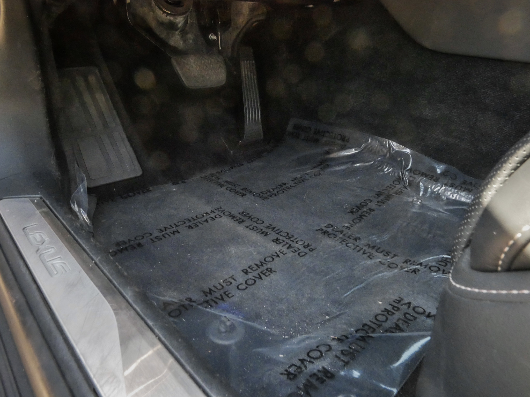 Used 2020 Lexus LS 500 w/ Interior Upgrade Package RWD image 17