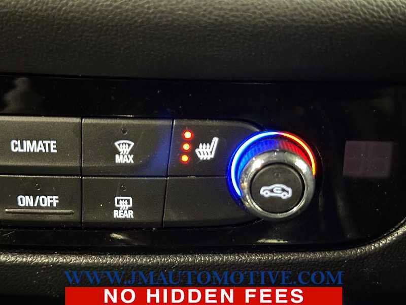 Used 2020 Buick Enclave Essence w/ Sport Touring Edition AWD/4WD image 37