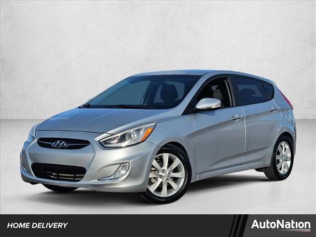 Used 2014 Hyundai Accent SE image 1