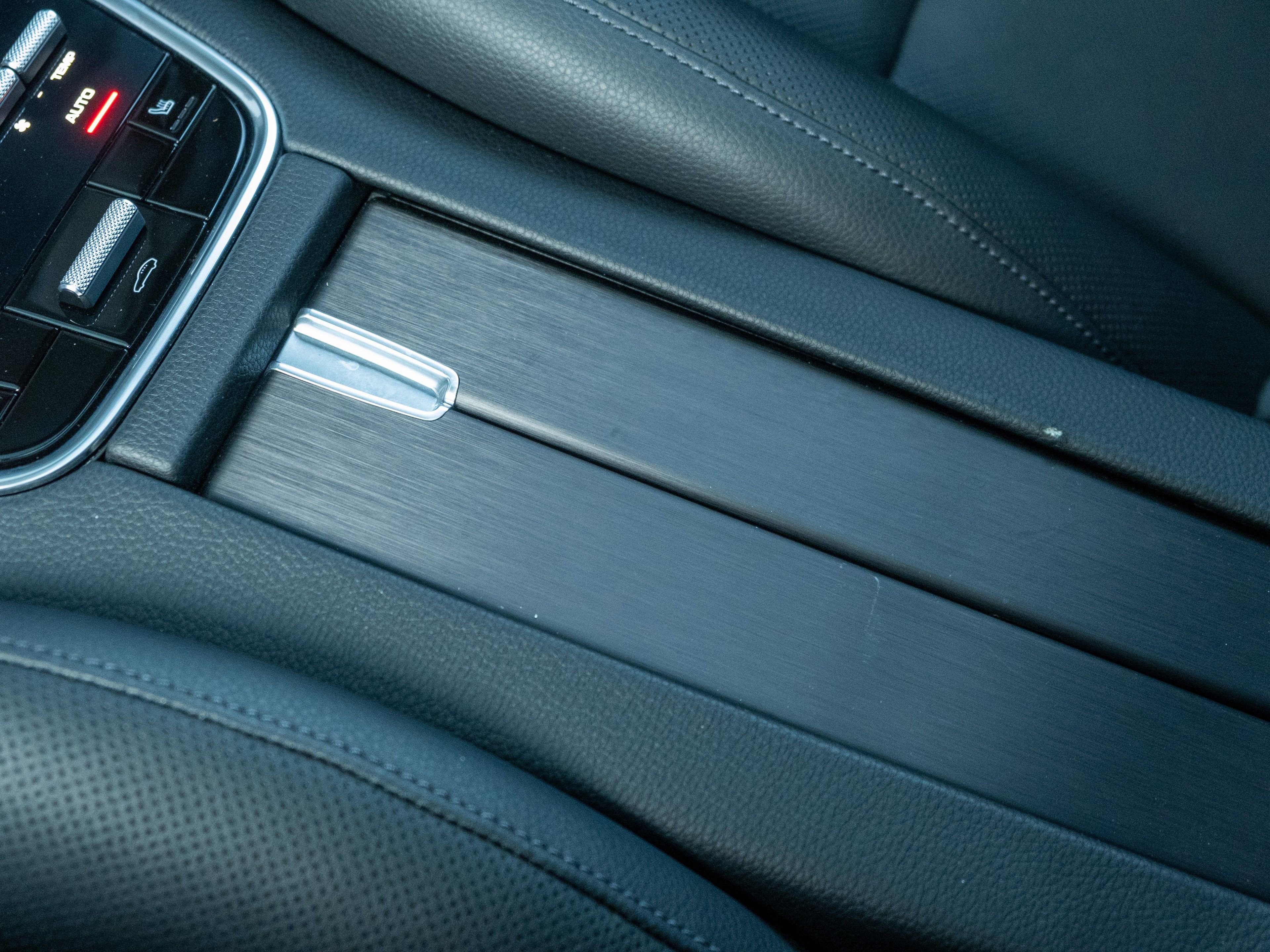 Certified 2023 Porsche Panamera 4 Platinum Edition image 39