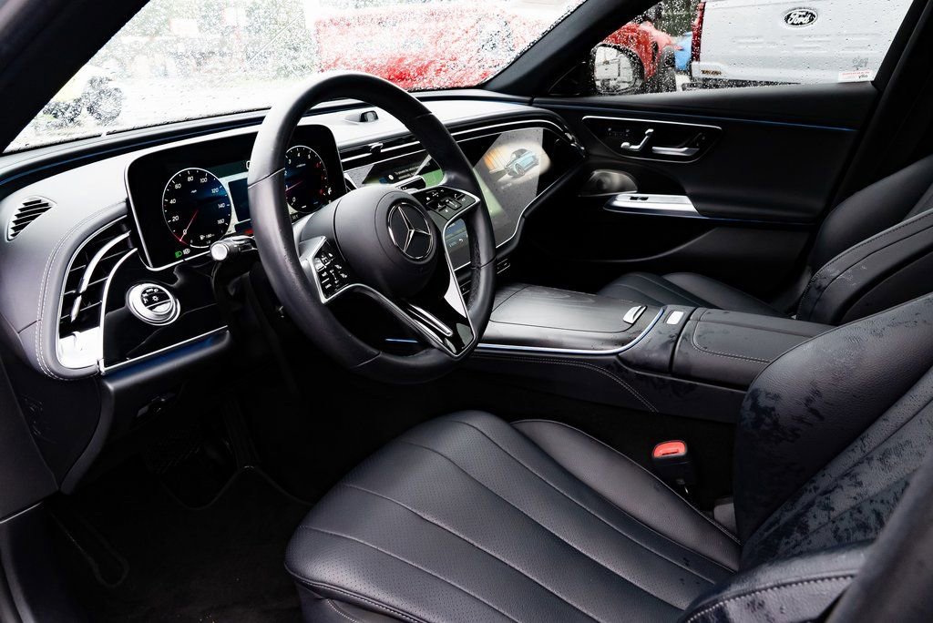 Used 2024 Mercedes-Benz E 350 4MATIC Sedan image 21