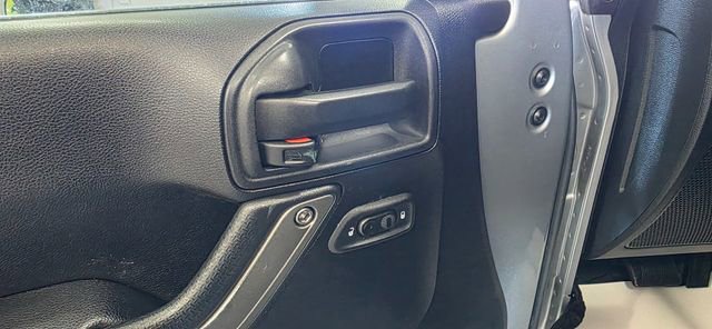 Used 2016 Jeep Wrangler Unlimited Willys image 12