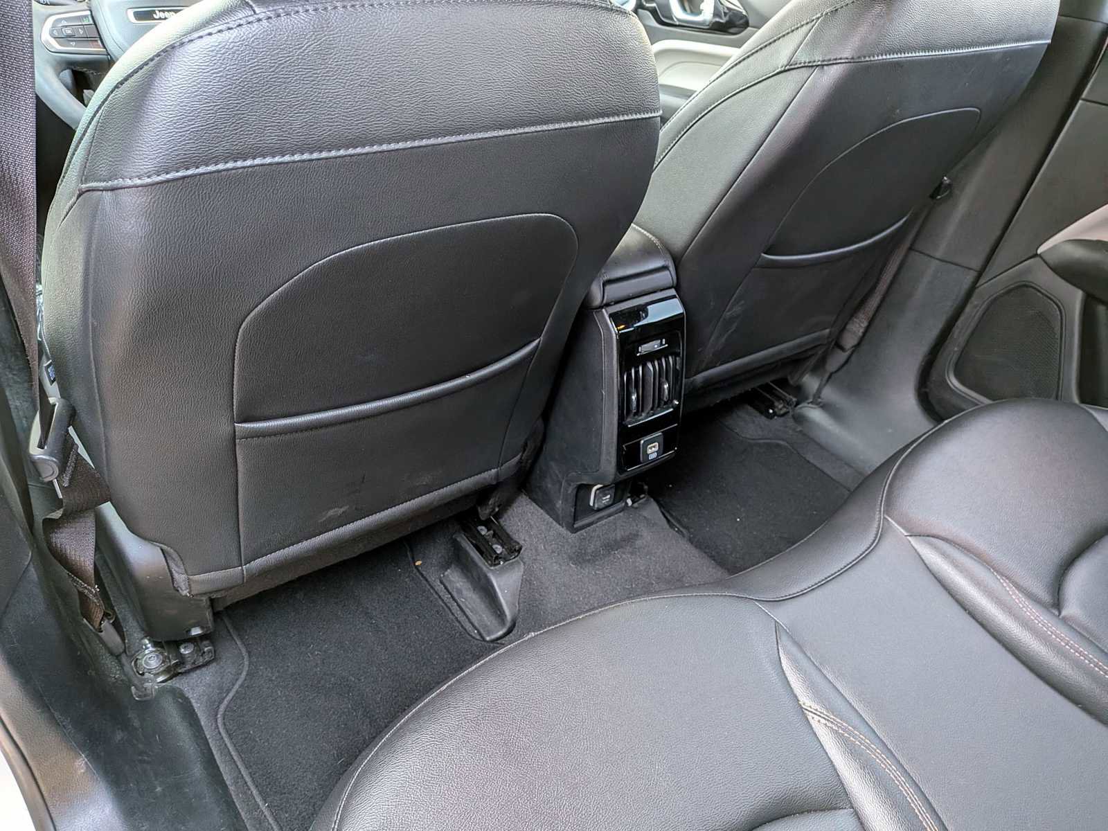 Used 2024 Jeep Compass Limited AWD/4WD image 17