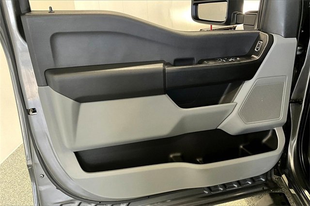 Used 2023 Ford F250 XL w/ Snow Plow Prep Package image 21