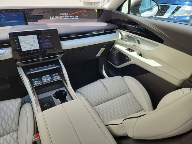 New 2025 Lincoln Nautilus Black Label image 12