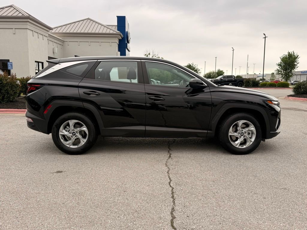 Used 2022 Hyundai Tucson SE AWD/4WD image 8