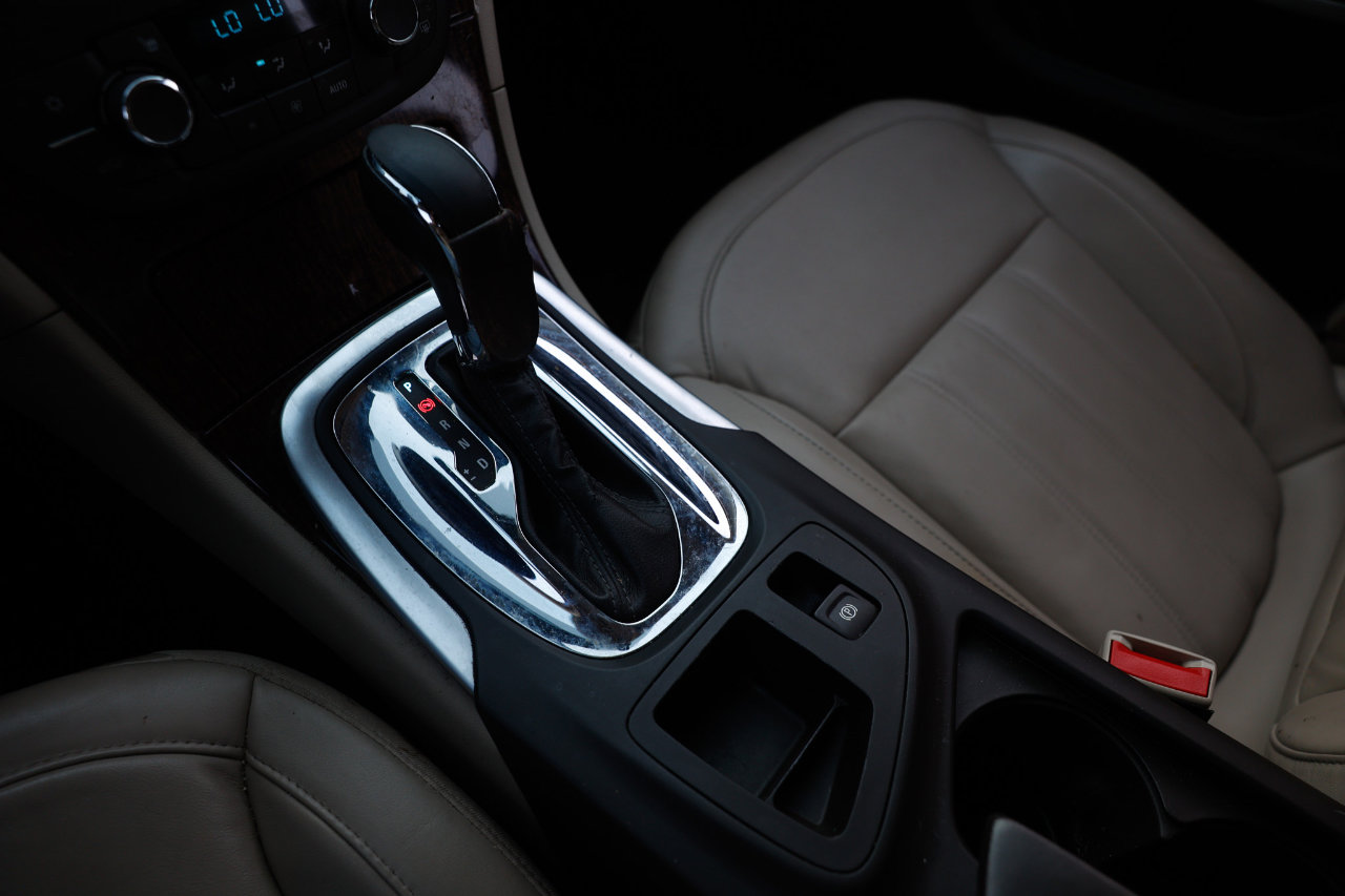 Used 2013 Buick Regal Premium image 33