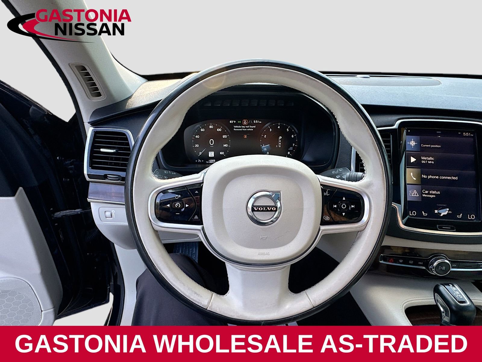 Used 2016 Volvo XC90 T6 Momentum w/ Momentum Plus Package image 11