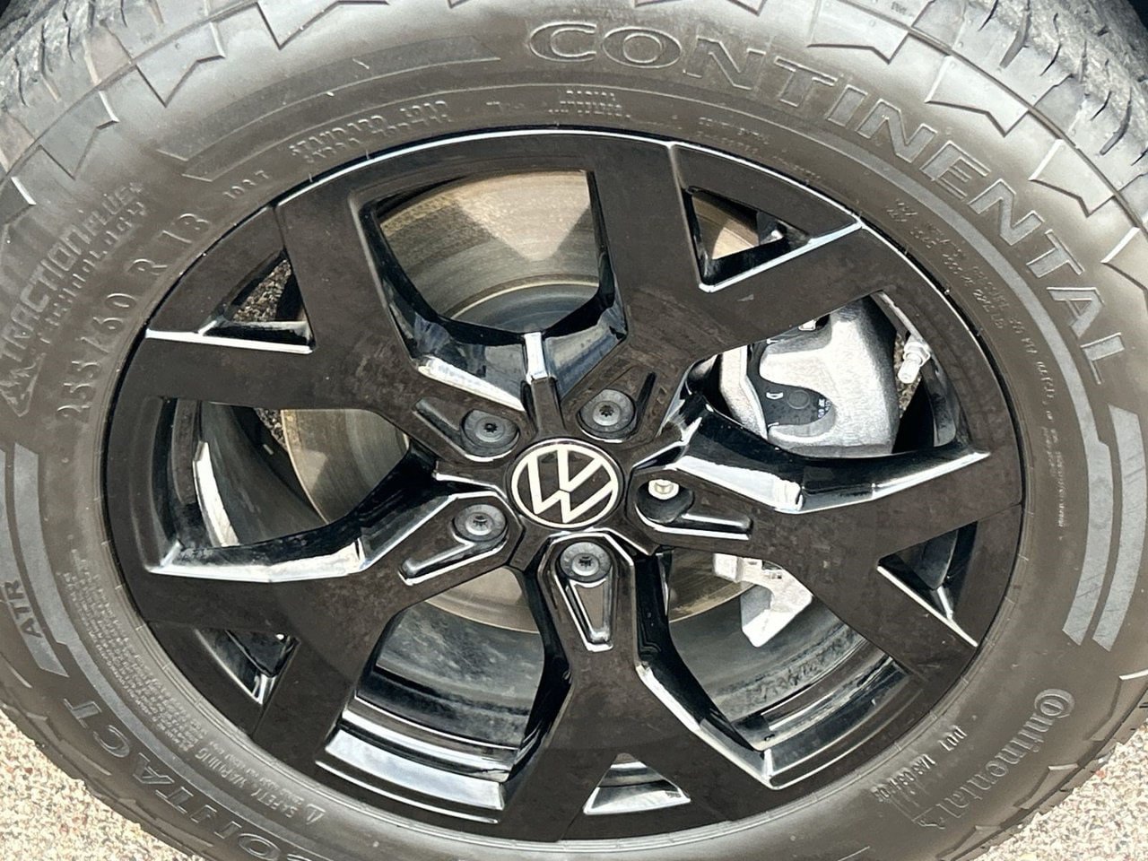 Used 2024 Volkswagen Atlas Peak Edition SEL AWD/4WD image 7
