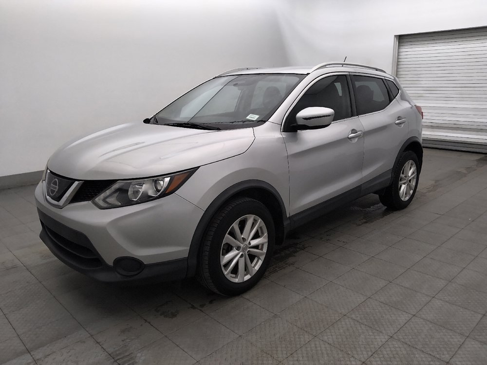 Used 2018 Nissan Rogue Sport SV FWD image 2