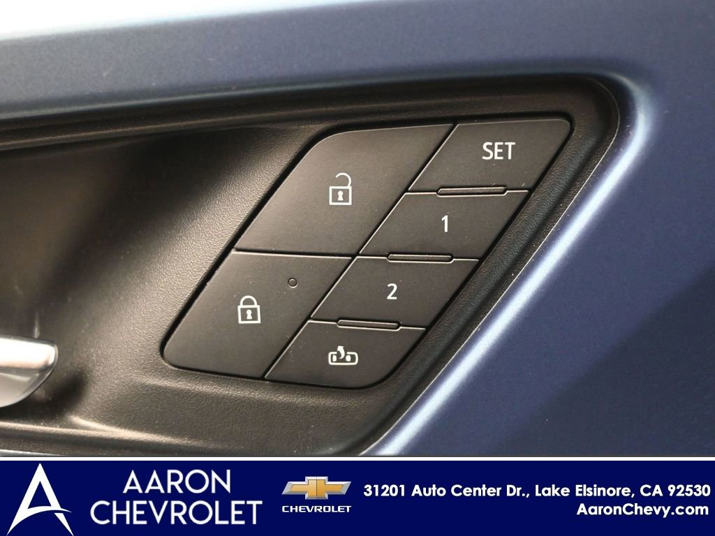 New 2025 Chevrolet Equinox EV LT w/ Convenience Package II image 14