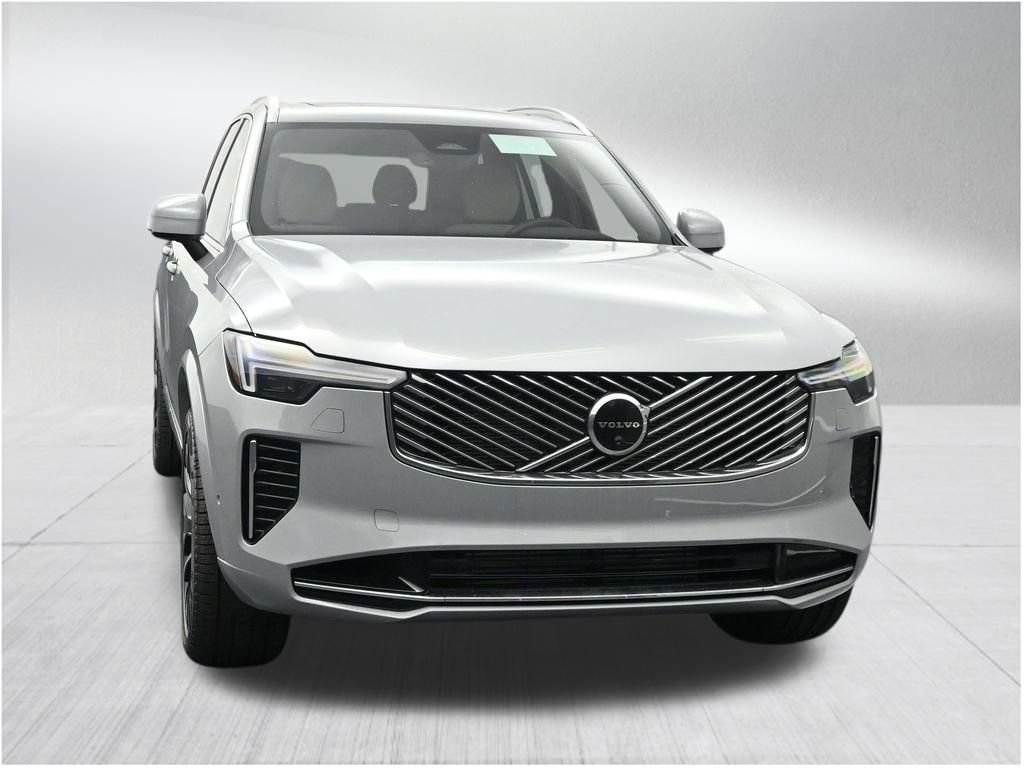 New 2026 Volvo XC90 T8 Plus w/ Protection Package Premier AWD/4WD image 7