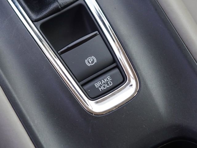 Used 2017 Honda HR-V LX image 24