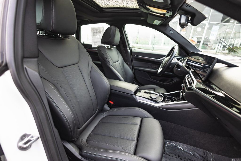 Used 2024 BMW i4 xDrive40i AWD/4WD image 31