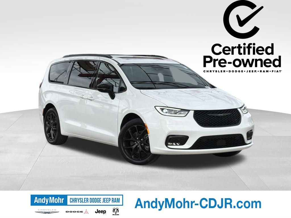 Used 2024 Chrysler Pacifica Limited w/ S Appearance Package