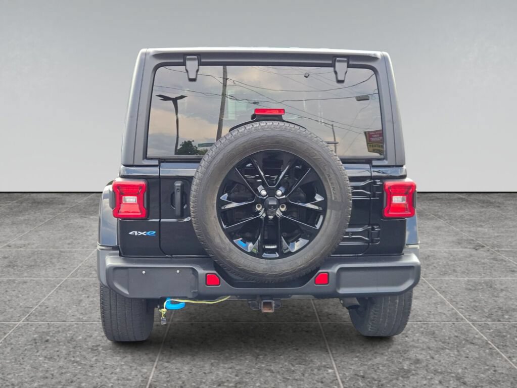 Certified 2023 Jeep Wrangler Unlimited Sahara w/ Cold Weather Group AWD/4WD image 14