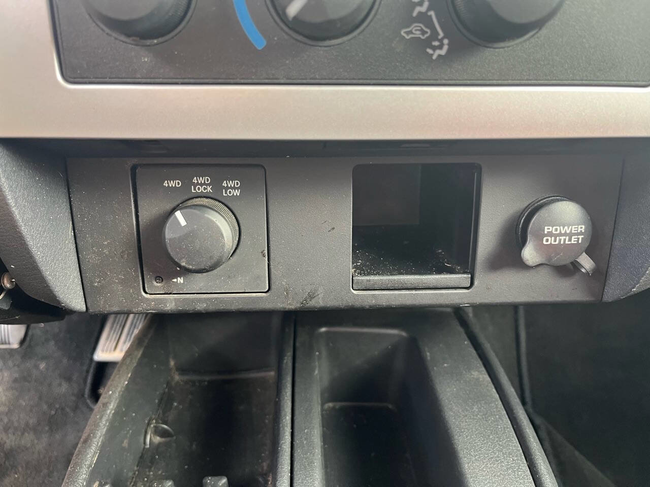 Used 2008 Dodge Dakota Sport w/ Trailer Tow Group image 21