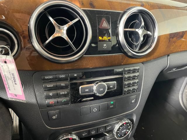 Used 2013 Mercedes-Benz GLK 350 4MATIC image 8