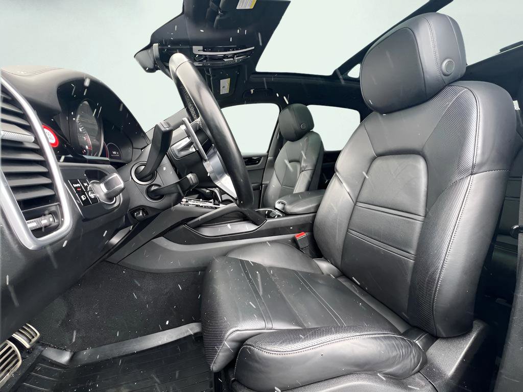 Used 2019 Porsche Cayenne S AWD/4WD image 18