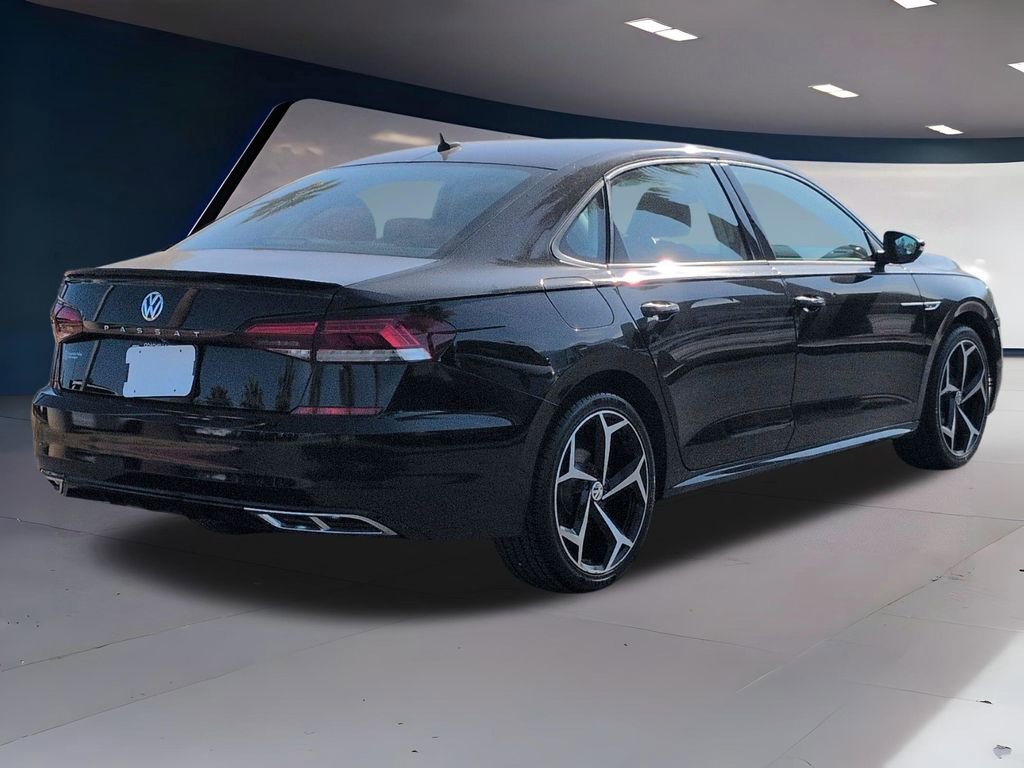 Used 2020 Volkswagen Passat 2.0T R-Line image 3