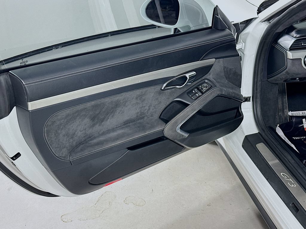 Used 2015 Porsche 911 GT3 RWD image 13