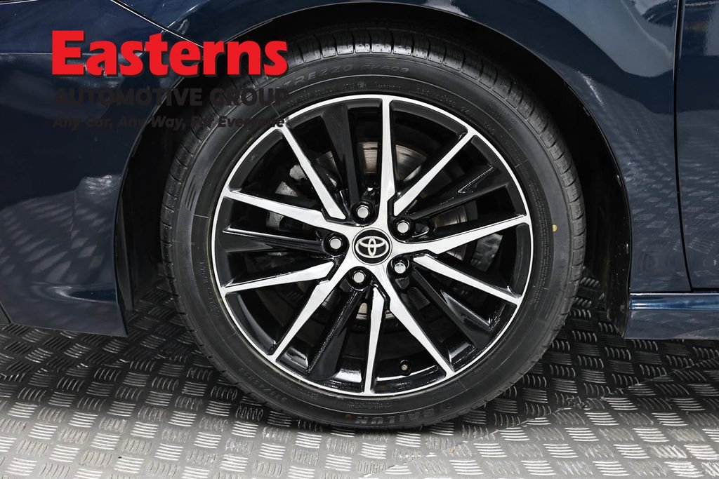 Used 2021 Toyota Camry SE FWD image 32