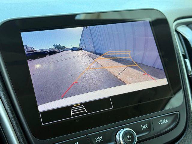 Used 2024 Chevrolet Malibu LS w/ Driver Confidence Package FWD image 13