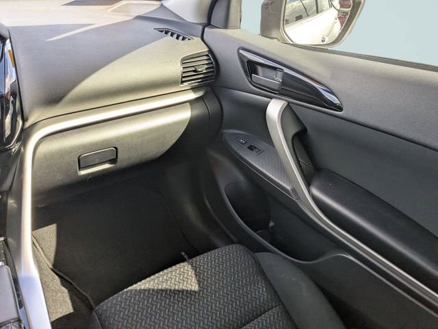 Used 2022 Mitsubishi Eclipse Cross ES FWD image 15