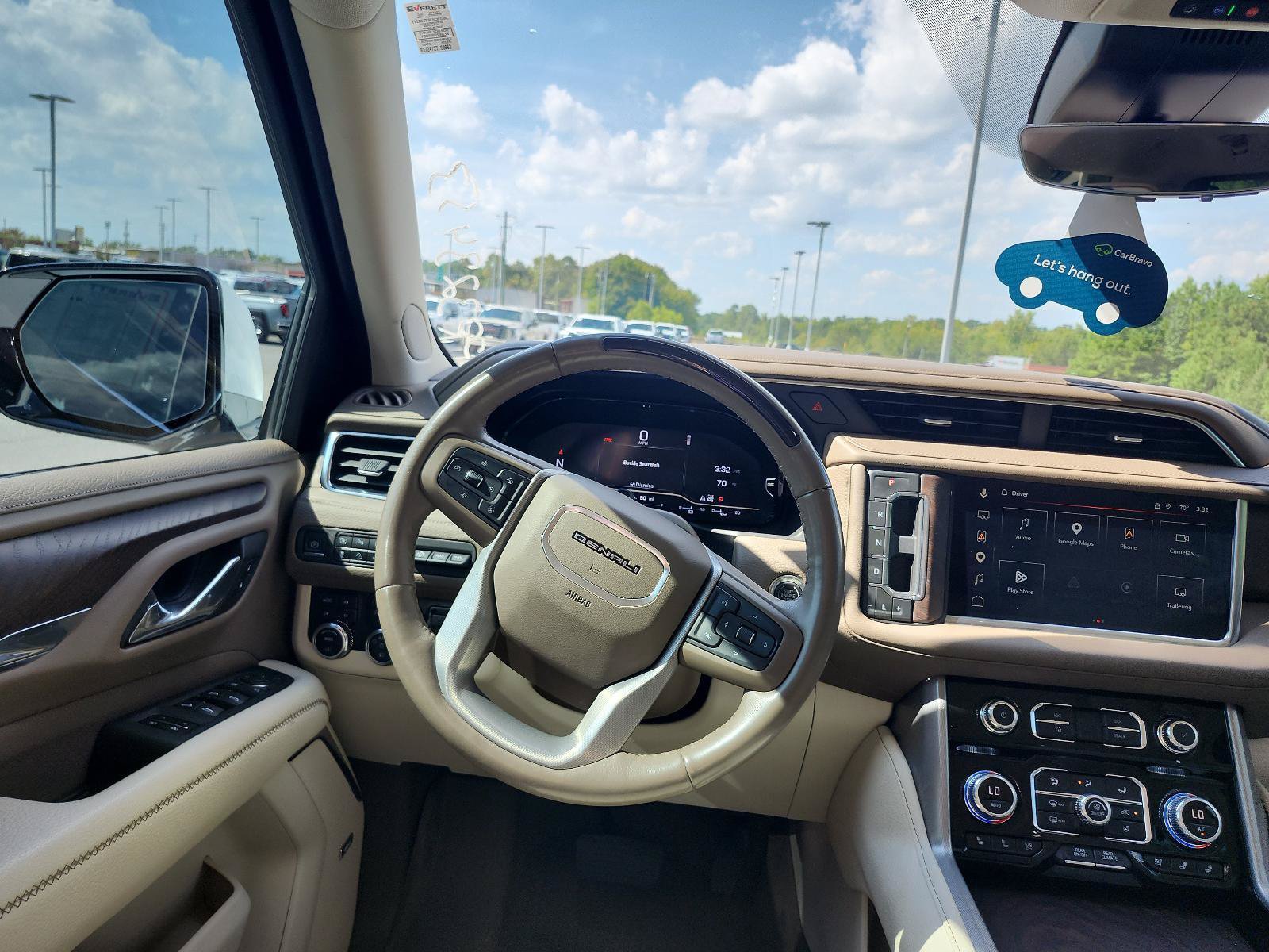 Certified 2023 GMC Yukon XL Denali w/ Denali Reserve Package AWD/4WD image 16