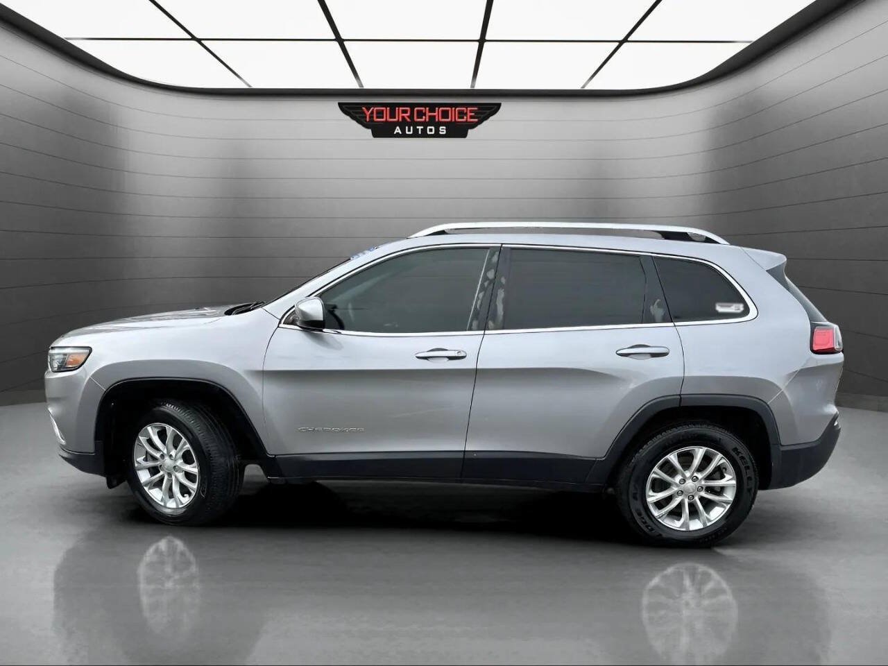 Used 2019 Jeep Cherokee Latitude w/ Popular Appearance Group AWD/4WD image 8