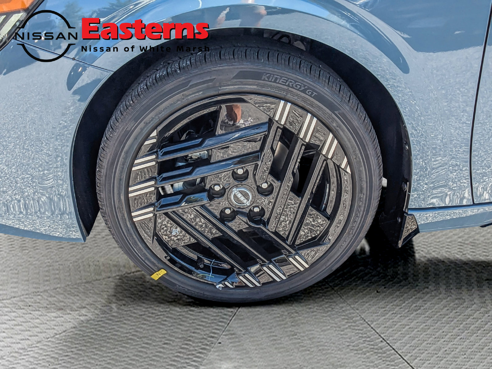 New 2027 Nissan Sentra SR w/ SR Premium Package FWD image 9