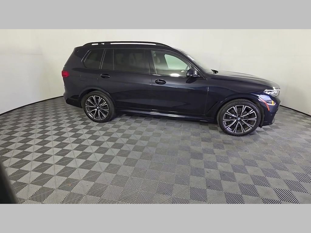 Used 2022 BMW X7 xDrive40i w/ M Sport Package image 35