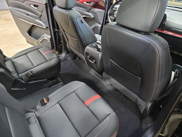 New 2026 Chevrolet Traverse RS image 12