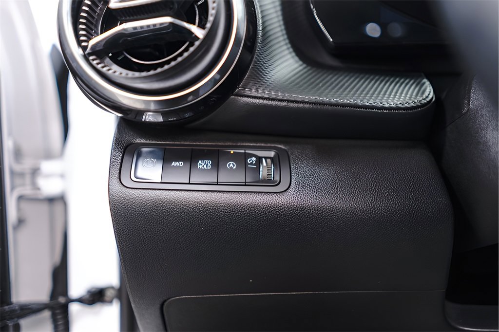 Used 2025 Chevrolet Equinox LT image 20