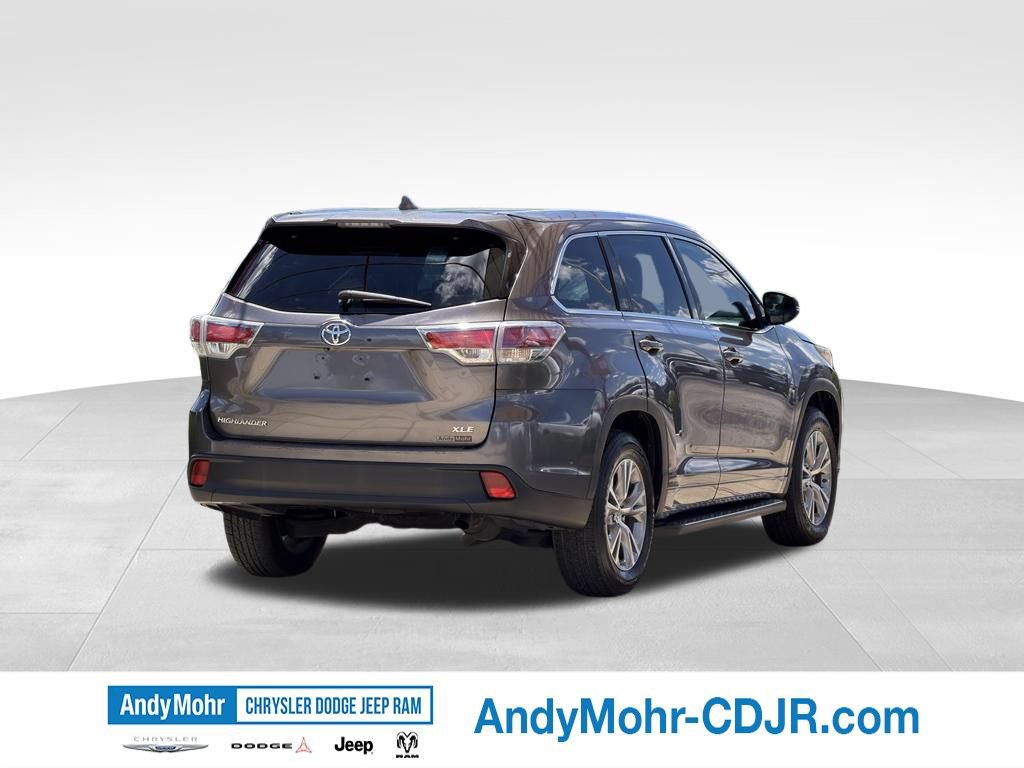 Used 2015 Toyota Highlander XLE FWD image 7