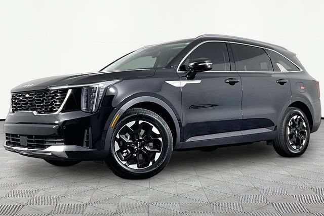 Certified 2026 Kia Sorento S w/ S Panoramic Sunroof Package FWD image 1