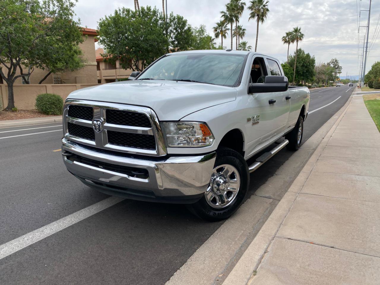 Used 2018 RAM 2500 Tradesman w/ Chrome Appearance Group image 4