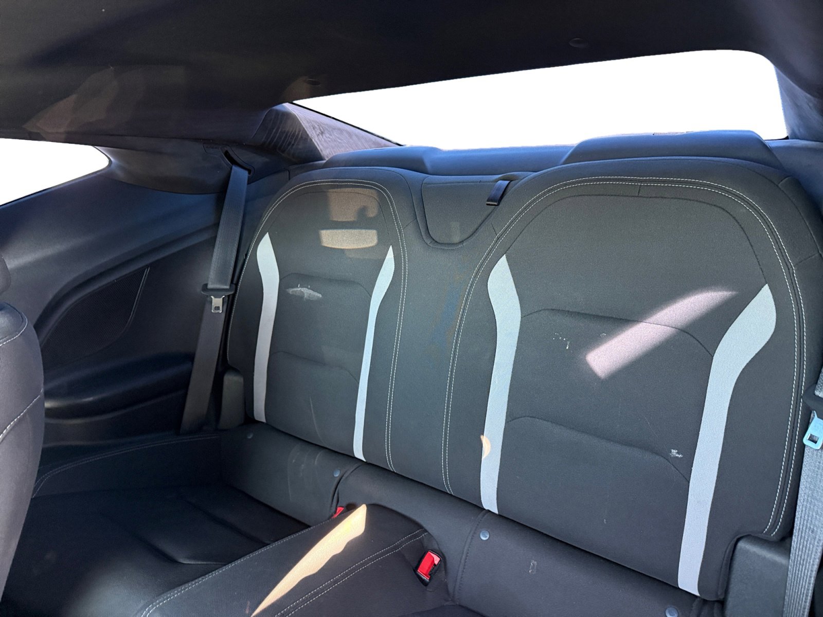 Used 2021 Chevrolet Camaro LT w/ RS Package image 11