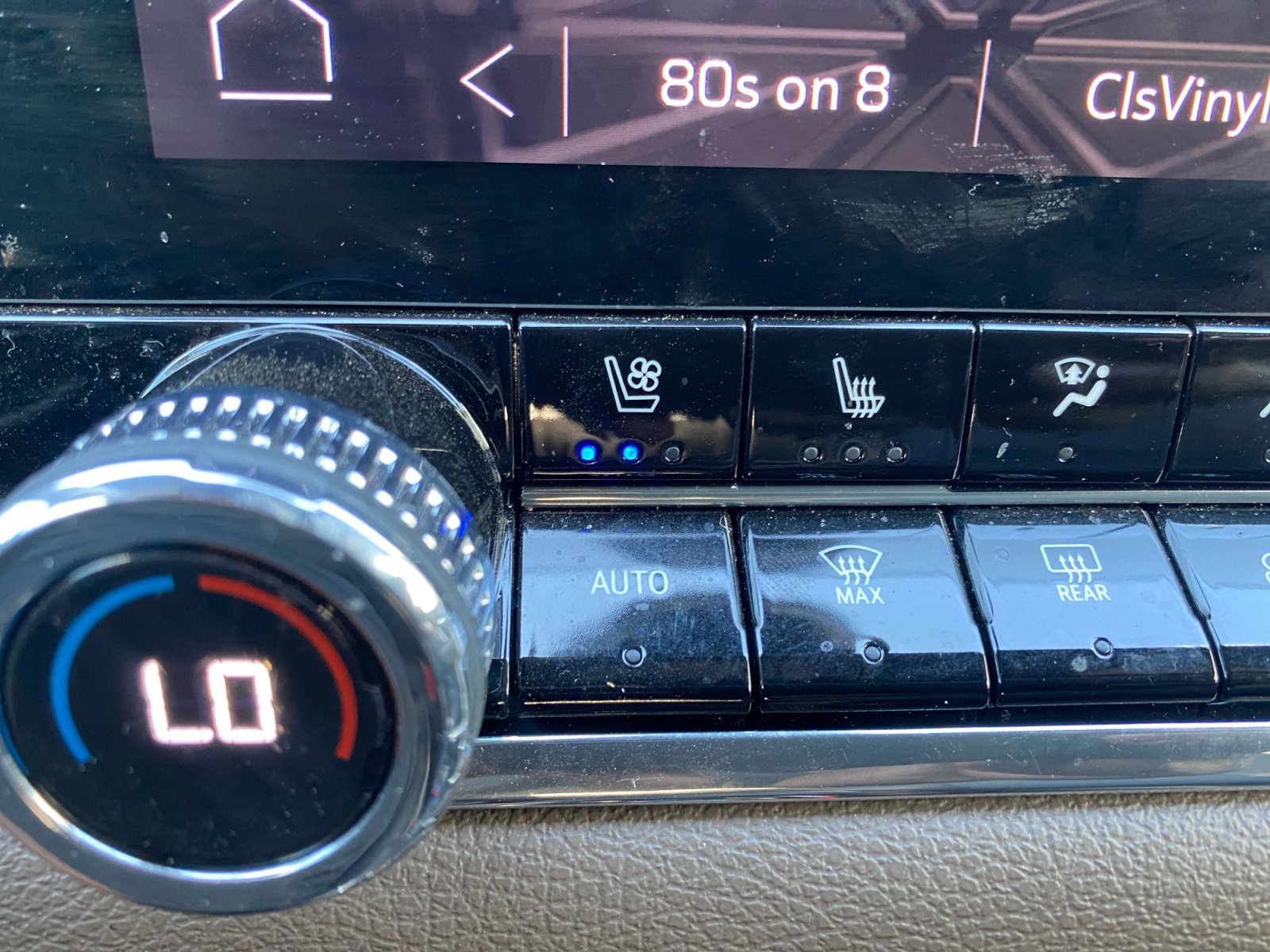 Used 2023 GMC Canyon Denali image 26