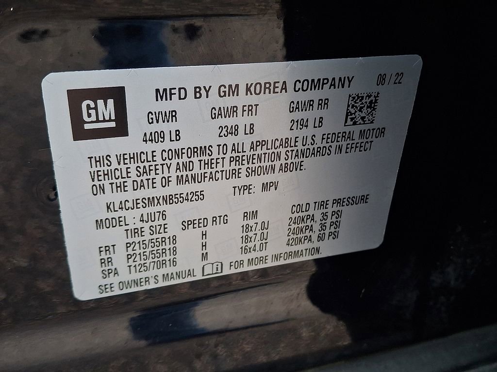 Used 2022 Buick Encore Preferred w/ Safety Package AWD/4WD image 27