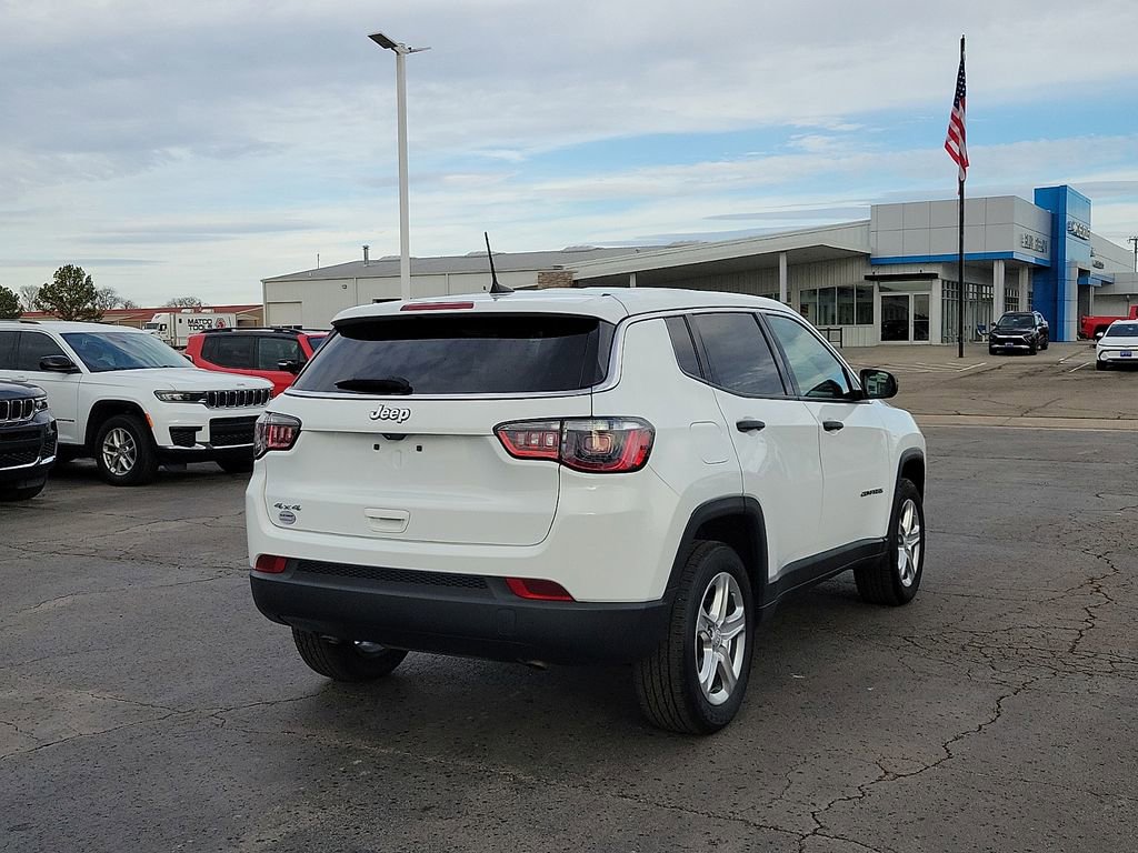 Used 2023 Jeep Compass Sport image 5