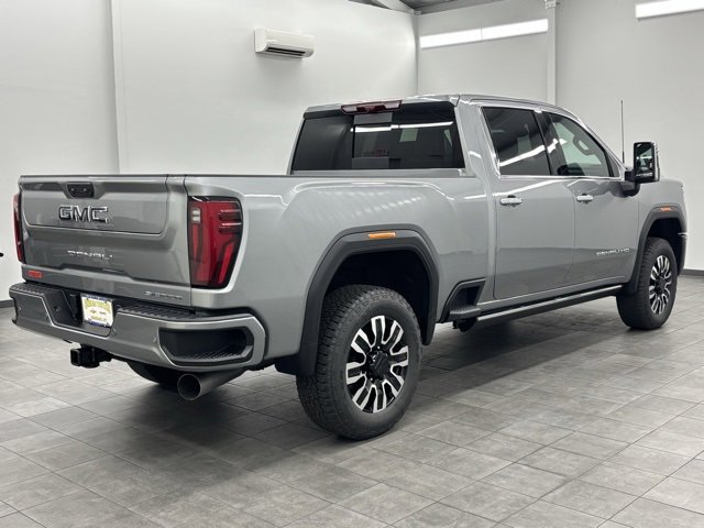 New 2025 GMC Sierra 2500 Denali Ultimate image 2