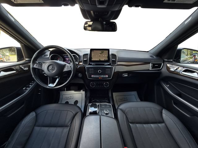 Used 2018 Mercedes-Benz GLS 450 4MATIC image 32