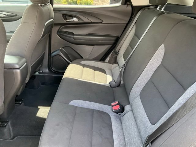 Used 2025 Chevrolet TrailBlazer LT AWD/4WD image 15
