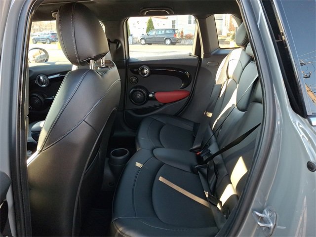 Used 2017 MINI Cooper S image 10