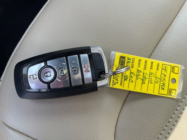 Used 2024 Ford Edge SEL w/ Convenience Package image 25