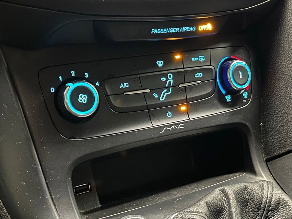 Used 2016 Ford Focus ST image 11