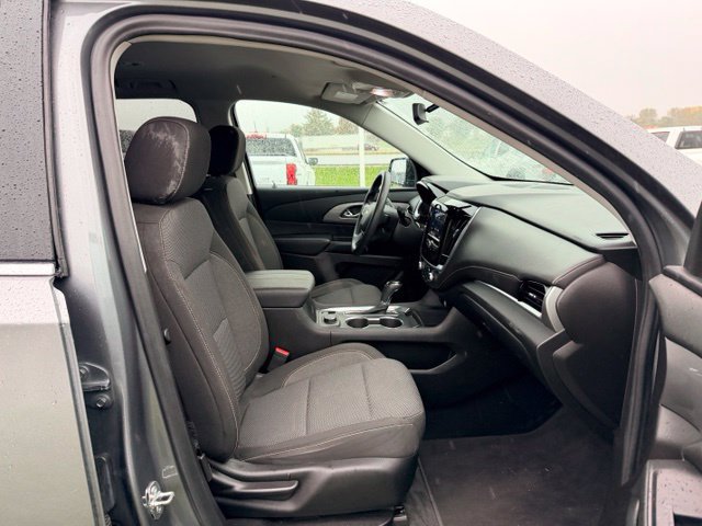 Used 2020 Chevrolet Traverse LS FWD image 11