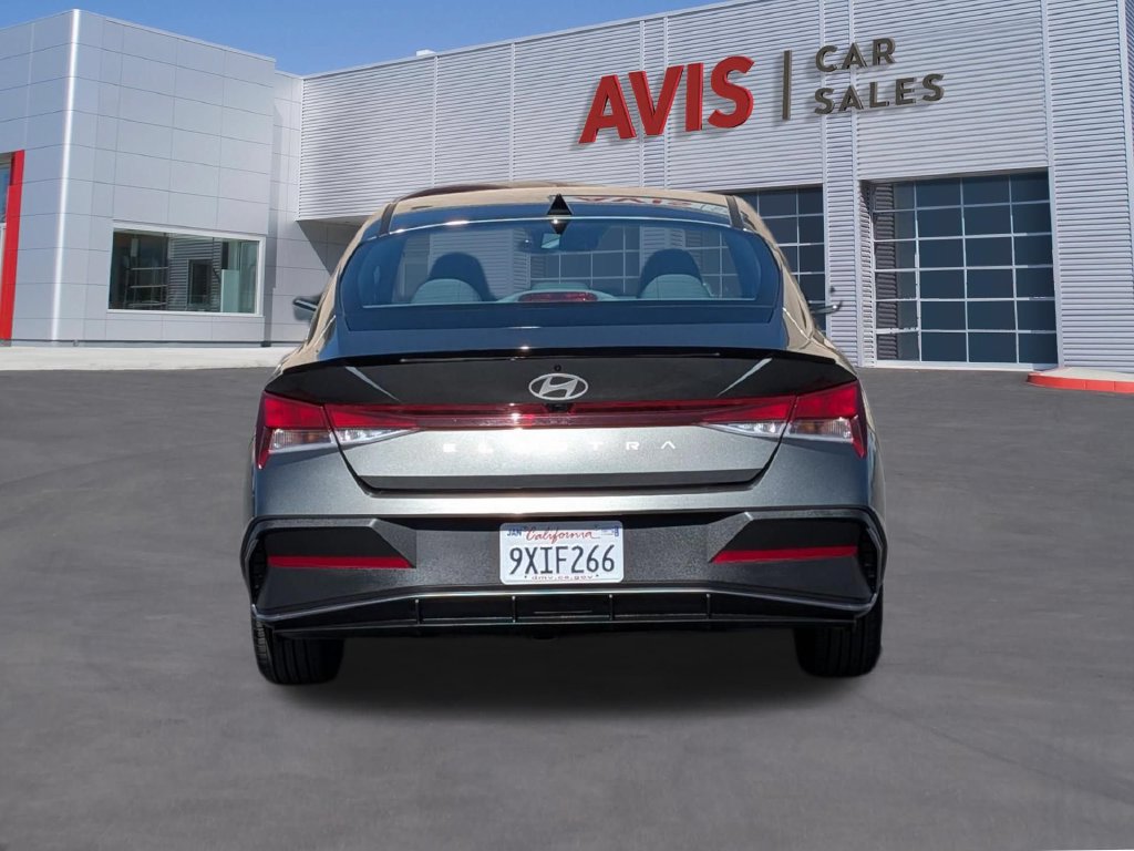 Used 2026 Hyundai Elantra Sport FWD image 6