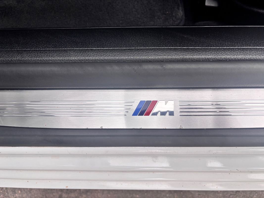 Used 2015 BMW 750Li xDrive image 12